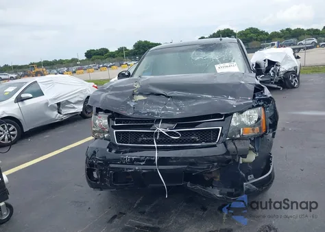 2009 Chevrolet Suburban 1500 Lt1 из США, поврежденный, VIN 1GNFC26049R266593